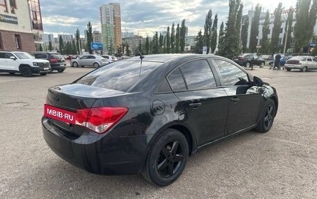 Chevrolet Cruze II, 2011 год, 520 000 рублей, 3 фотография