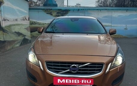 Volvo S60 III, 2011 год, 850 000 рублей, 2 фотография