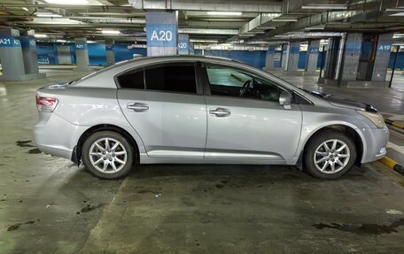 Toyota Avensis III рестайлинг, 2009 год, 1 000 000 рублей, 3 фотография