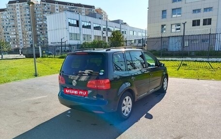 Volkswagen Touran III, 2012 год, 1 150 000 рублей, 12 фотография