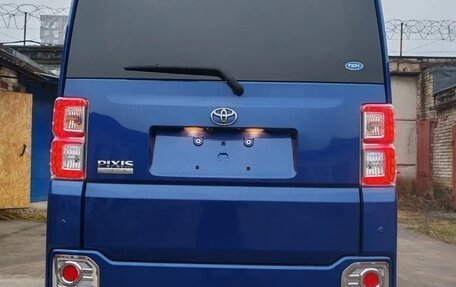 Toyota Pixis Mega, 2019 год, 1 250 000 рублей, 12 фотография
