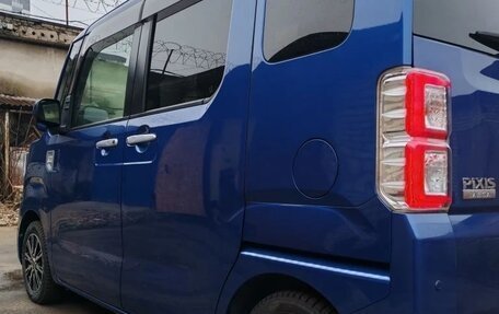 Toyota Pixis Mega, 2019 год, 1 250 000 рублей, 11 фотография
