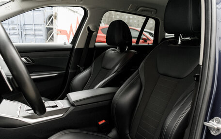 BMW 3 серия, 2019 год, 3 590 000 рублей, 12 фотография