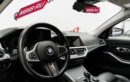 BMW 3 серия, 2019 год, 3 590 000 рублей, 11 фотография