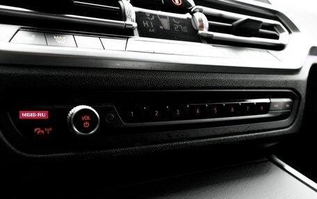 BMW 3 серия, 2019 год, 3 590 000 рублей, 26 фотография