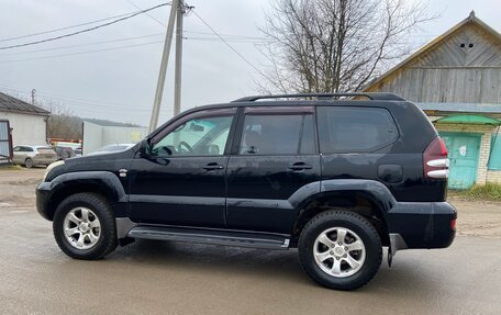 Toyota Land Cruiser Prado 120 рестайлинг, 2004 год, 1 570 000 рублей, 8 фотография