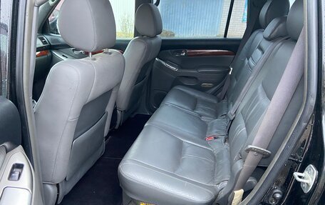 Toyota Land Cruiser Prado 120 рестайлинг, 2004 год, 1 570 000 рублей, 19 фотография