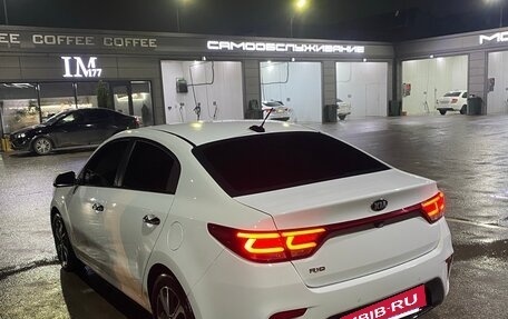 KIA Rio IV, 2017 год, 1 100 000 рублей, 2 фотография