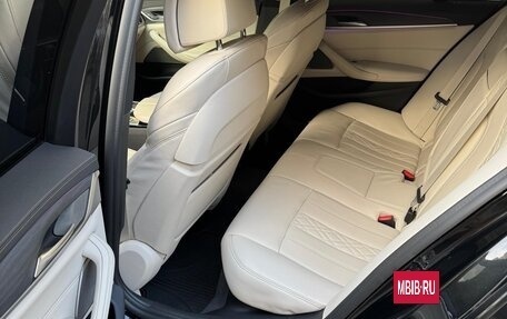 BMW 5 серия, 2021 год, 6 800 000 рублей, 10 фотография