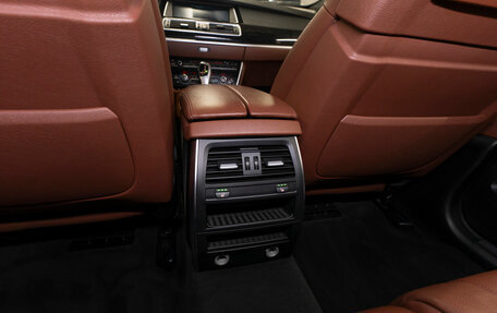 BMW 5 серия, 2012 год, 1 540 000 рублей, 14 фотография