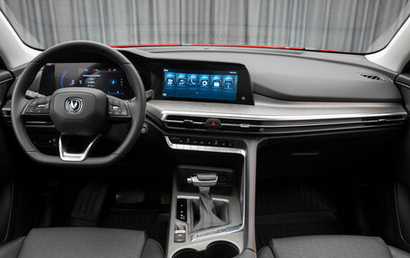 Changan CS35 Plus, 2024 год, 1 880 000 рублей, 10 фотография