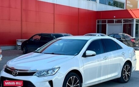 Toyota Camry, 2016 год, 1 800 000 рублей, 3 фотография