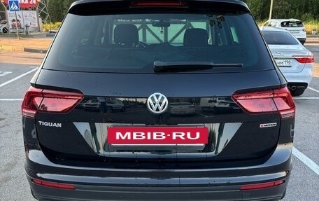 Volkswagen Tiguan II, 2018 год, 2 300 000 рублей, 6 фотография