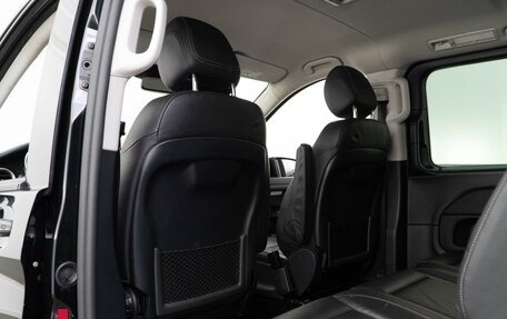 Mercedes-Benz V-Класс, 2019 год, 3 598 999 рублей, 12 фотография