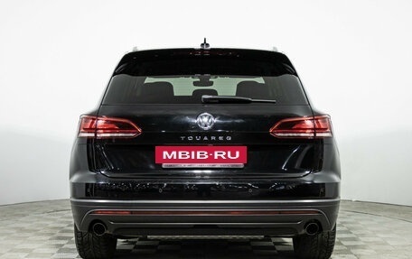 Volkswagen Touareg III, 2018 год, 4 299 700 рублей, 6 фотография