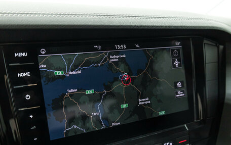 Volkswagen Touareg III, 2018 год, 4 299 700 рублей, 16 фотография