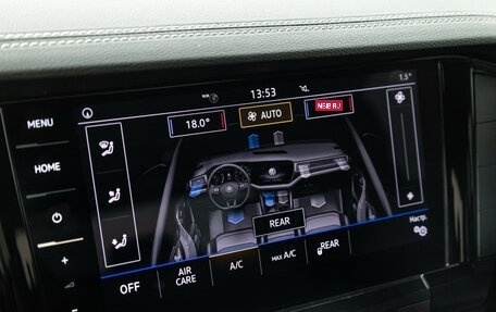 Volkswagen Touareg III, 2018 год, 4 299 700 рублей, 15 фотография