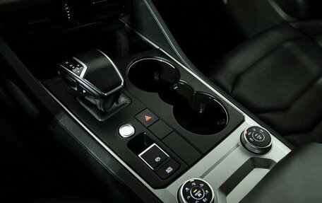 Volkswagen Touareg III, 2018 год, 4 299 700 рублей, 19 фотография