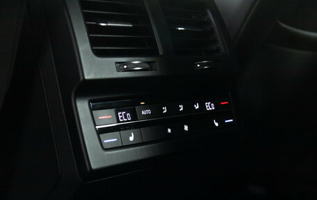 Volkswagen Touareg III, 2018 год, 4 299 700 рублей, 22 фотография