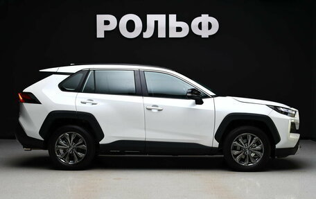 Toyota RAV4, 2025 год, 4 450 000 рублей, 5 фотография