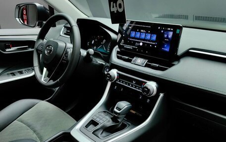 Toyota RAV4, 2025 год, 4 450 000 рублей, 21 фотография