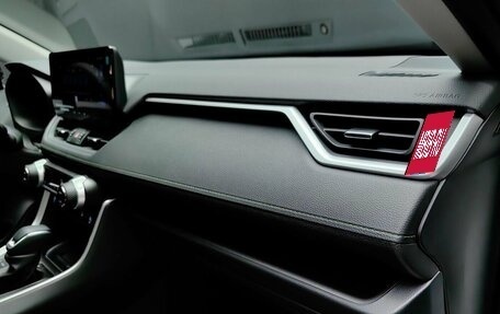 Toyota RAV4, 2025 год, 4 450 000 рублей, 27 фотография