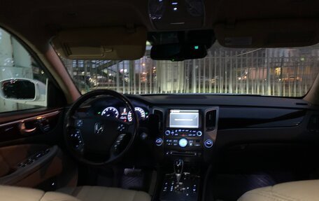 Hyundai Equus II, 2012 год, 1 700 000 рублей, 24 фотография