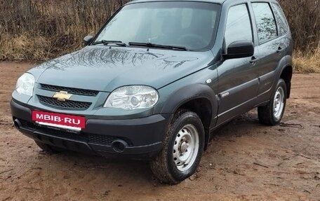 Chevrolet Niva I рестайлинг, 2016 год, 685 000 рублей, 2 фотография