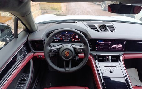 Porsche Panamera, 2023 год, 16 500 000 рублей, 6 фотография