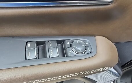 GMC Yukon IV, 2025 год, 18 914 068 рублей, 10 фотография