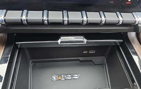 GMC Yukon IV, 2025 год, 18 914 068 рублей, 29 фотография