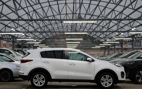 KIA Sportage IV рестайлинг, 2018 год, 1 990 000 рублей, 6 фотография