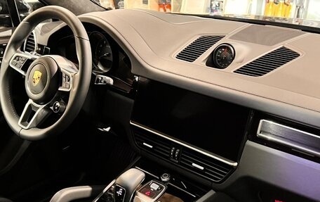 Porsche Cayenne III, 2023 год, 16 385 000 рублей, 13 фотография