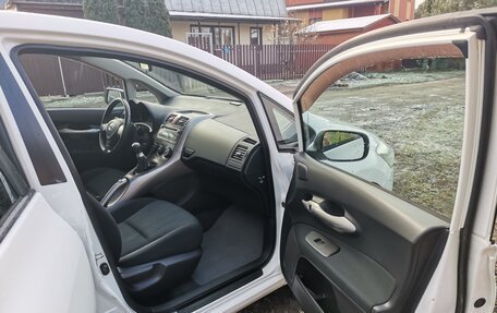 Toyota Auris II, 2008 год, 610 000 рублей, 10 фотография