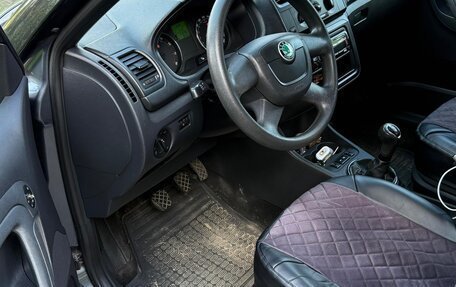 Skoda Fabia II, 2010 год, 420 000 рублей, 11 фотография