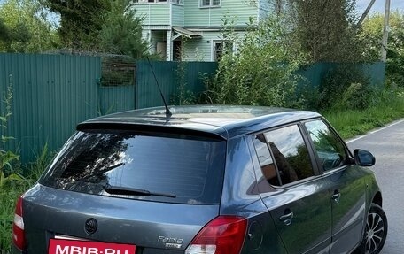 Skoda Fabia II, 2010 год, 420 000 рублей, 3 фотография