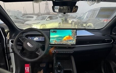 Geely Coolray I, 2025 год, 1 450 000 рублей, 7 фотография