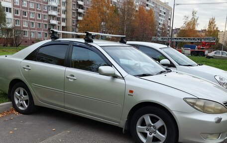 Toyota Camry V40, 2005 год, 600 000 рублей, 3 фотография