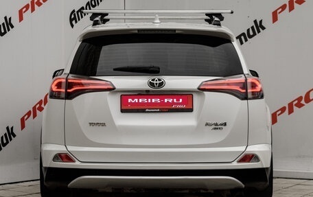 Toyota RAV4, 2016 год, 2 220 000 рублей, 7 фотография