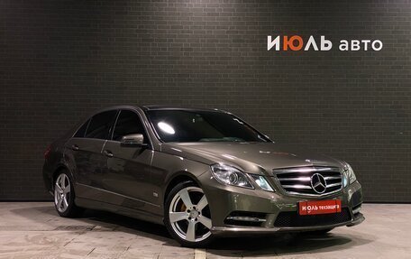 Mercedes-Benz E-Класс, 2011 год, 1 679 000 рублей, 4 фотография