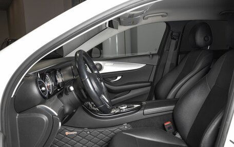 Mercedes-Benz E-Класс, 2018 год, 2 690 300 рублей, 18 фотография