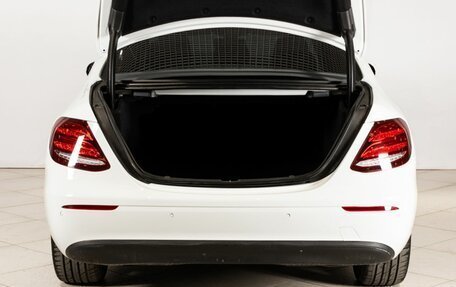 Mercedes-Benz E-Класс, 2018 год, 2 690 300 рублей, 17 фотография