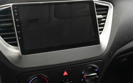 Hyundai Solaris II рестайлинг, 2018 год, 998 500 рублей, 6 фотография