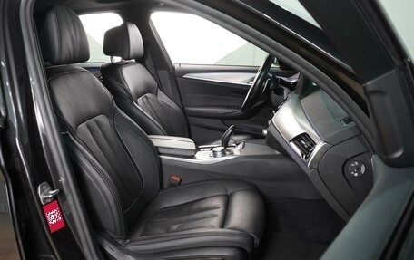 BMW 5 серия, 2019 год, 4 879 000 рублей, 8 фотография