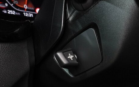 BMW 5 серия, 2019 год, 4 879 000 рублей, 25 фотография