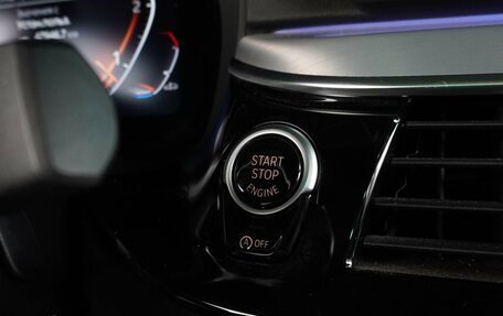 BMW 5 серия, 2019 год, 4 879 000 рублей, 28 фотография