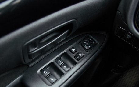 Mitsubishi Outlander III рестайлинг 3, 2019 год, 2 100 000 рублей, 10 фотография