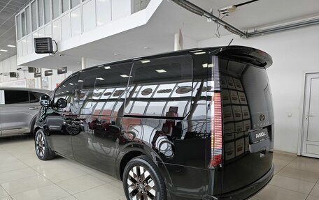 Hyundai Staria, 2021 год, 4 949 000 рублей, 9 фотография