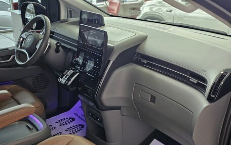 Hyundai Staria, 2021 год, 4 949 000 рублей, 29 фотография