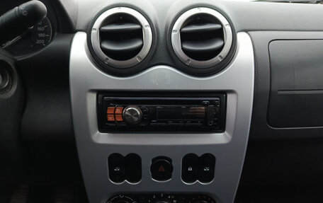 Renault Sandero I, 2013 год, 450 000 рублей, 15 фотография